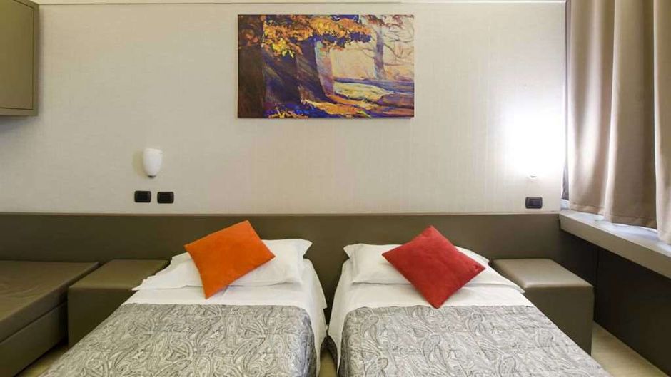 The Gate Hotel Room