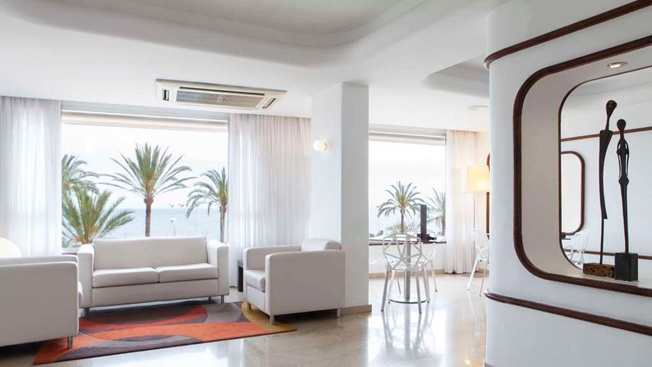 Hotel Albahia Lobby