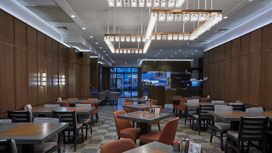 Nova Vista Centrum, Radisson Individuals Restaurant