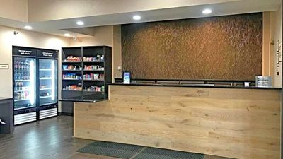 Rodeway Inn & Suites