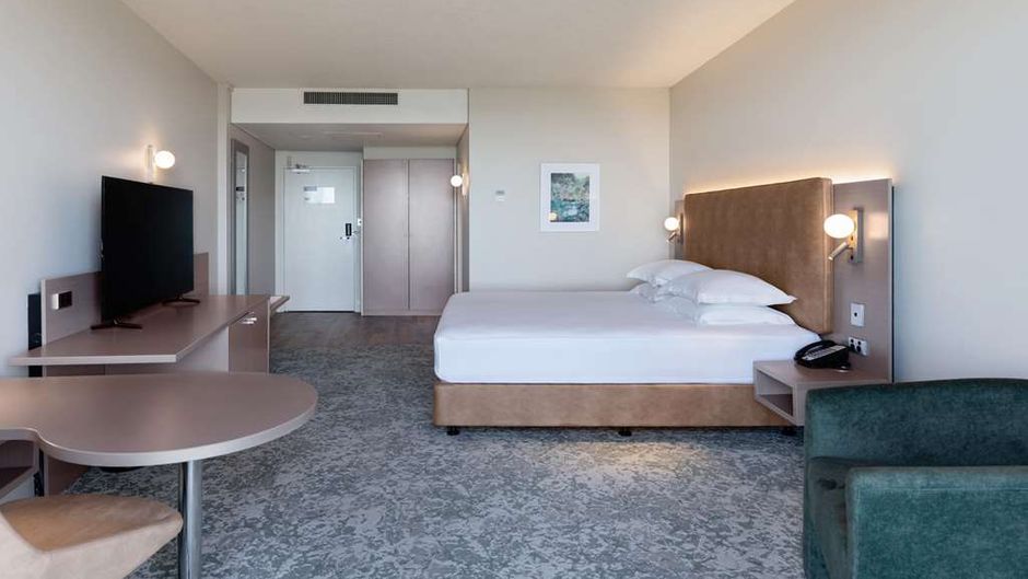 Hilton Garden Inn Darwin Room