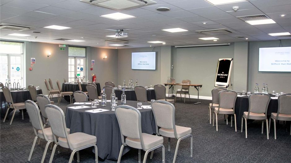 Mercure Thurrock Stifford Hall Meeting