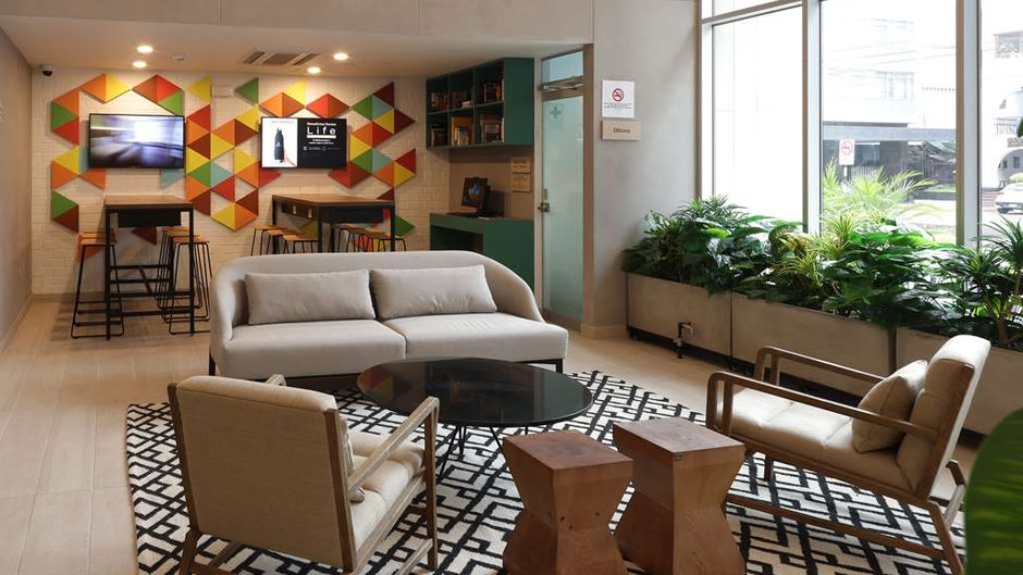 Casa Andina Standard Benavides Lobby