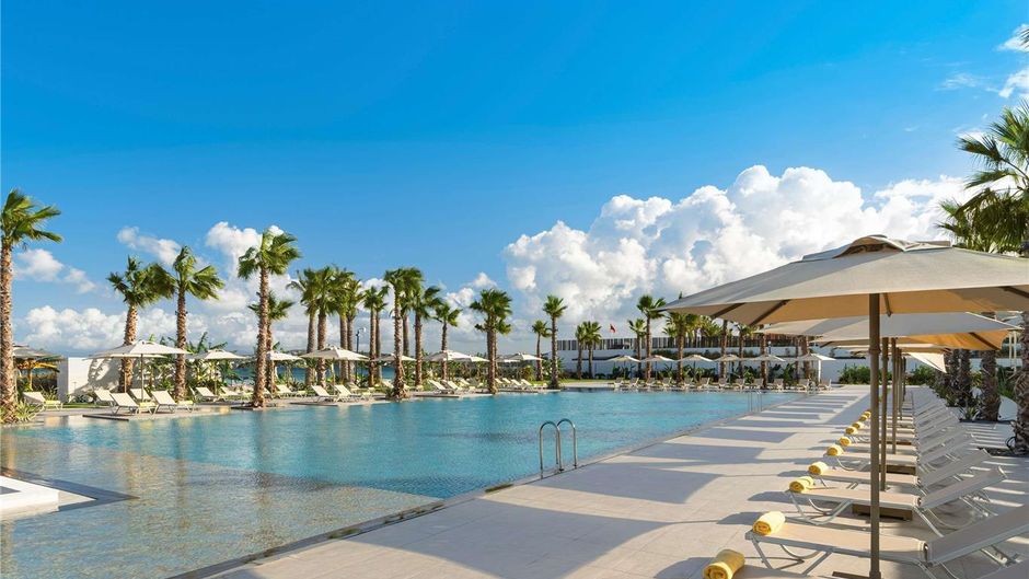 Swissotel Resort And Spa Cesme Pool