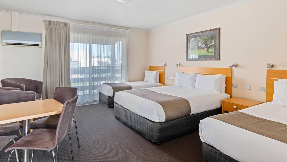 Comfort Inn Clubarham Room