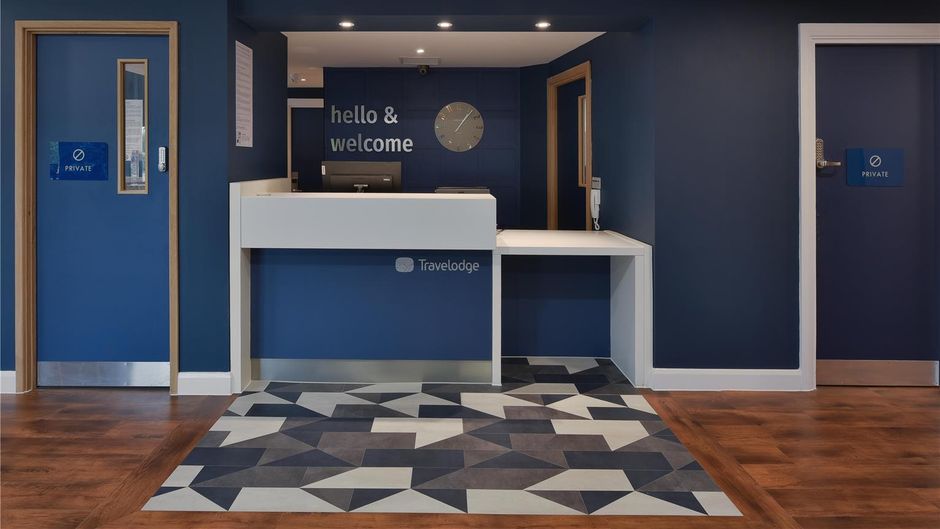 Wellingborough Travelodge Lobby