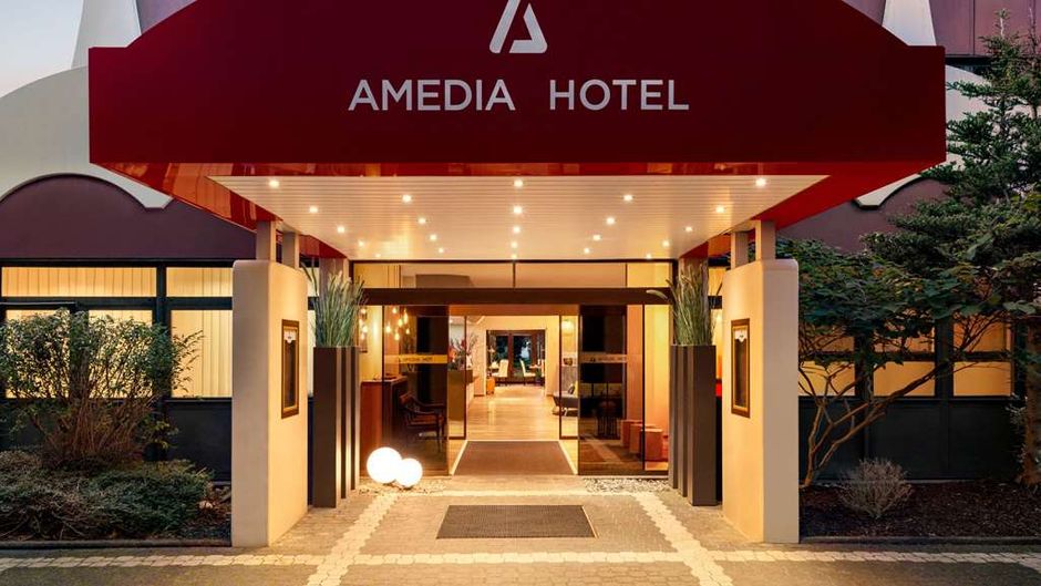 Amedia Siegen, Trademark Collection Exterior