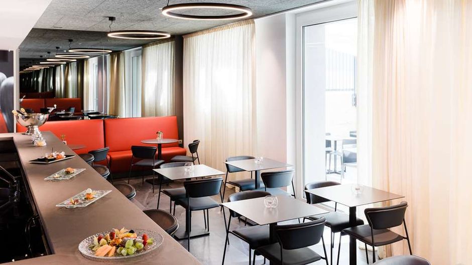 Amedia Mailand, TC by Wyndham Restaurant