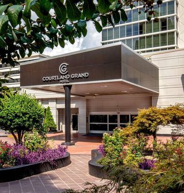 Courtland Grand Trademark Coll Wyndham