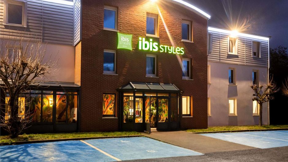 ibis Styles Saint-Quentin Exterior