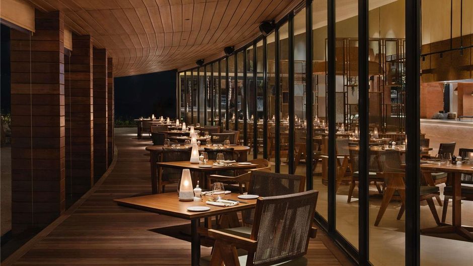 SO/ Maldives Restaurant
