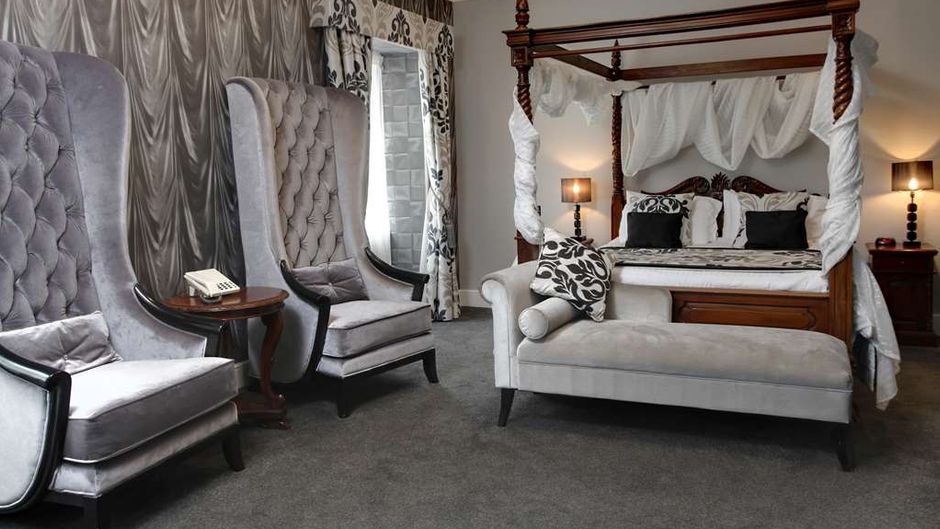 Dryfesdale Hotel BW Signature Collection Room