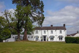 Dryfesdale Hotel BW Signature Collection