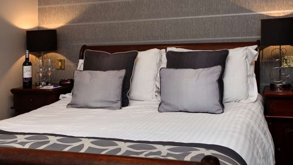 Dryfesdale Hotel BW Signature Collection Room