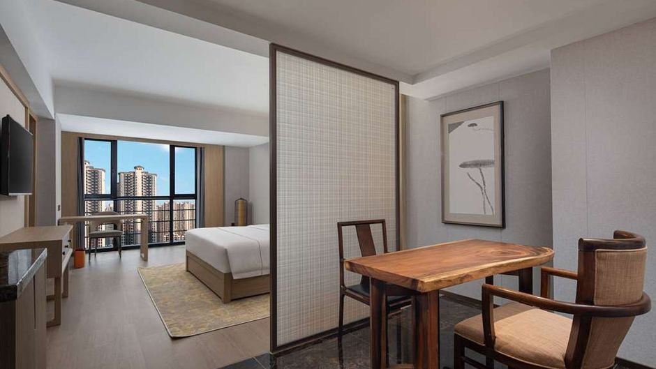 Hawthorn by Wyndham Changsha Meixi Lake Room