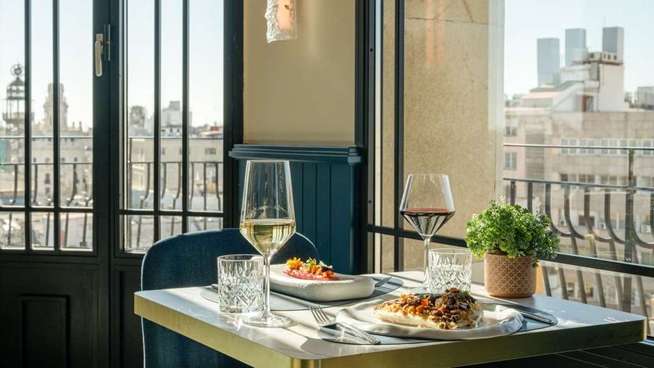Only You Hotel Valencia Restaurant