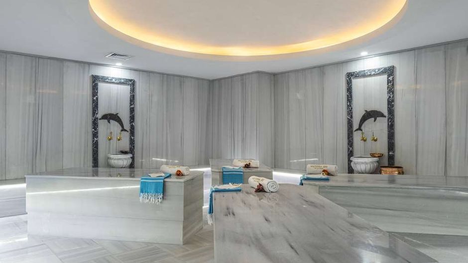 Ramada Plaza by Wyndham Batumi Spa