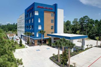 Hampton Inn & Suites The Woodlands