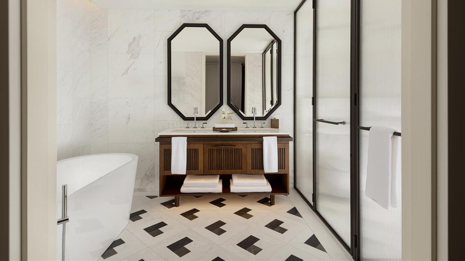 Waldorf Astoria Minsk Room