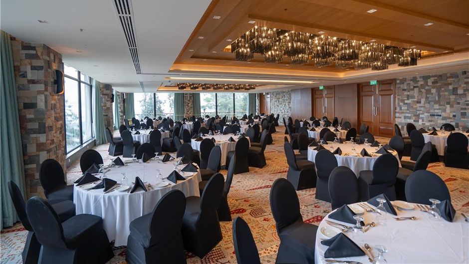 DoubleTree by Hilton Nathiagali Meeting