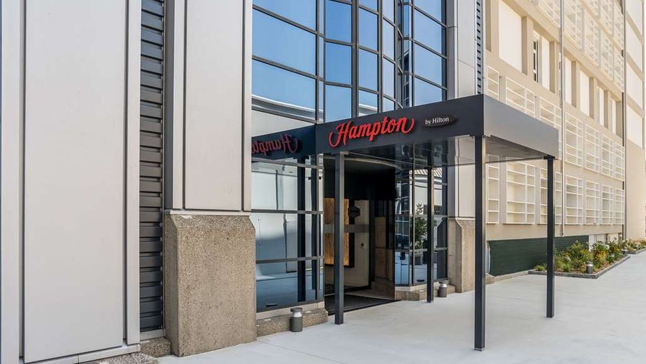 Hampton by Hilton Locarno Exterior