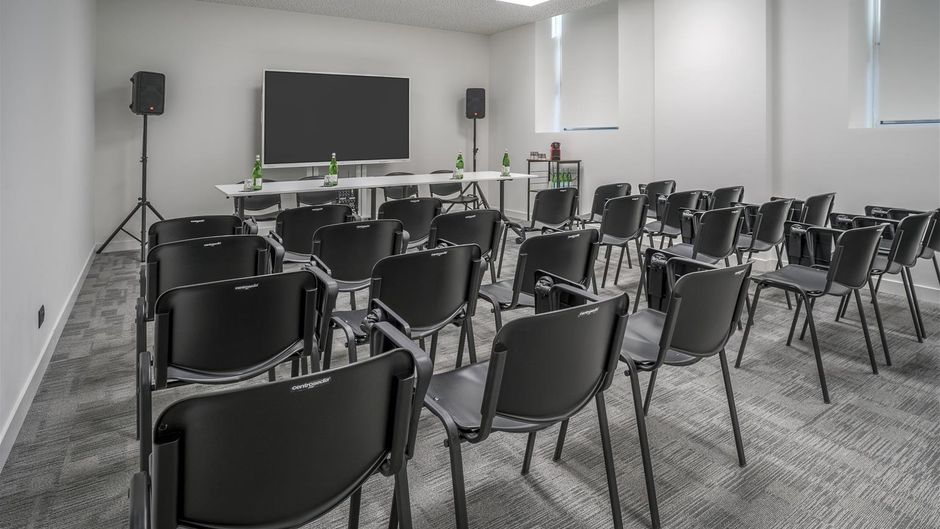 Hampton by Hilton Locarno Meeting