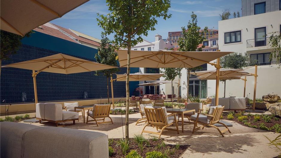 DUO Hotel Lisbon Curio Collection Hilton Exterior