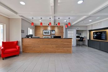 Country Inn & Suites Bloomington-Normal