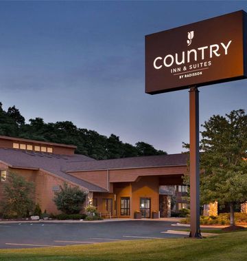 Country Inn & Suites Mishawaka