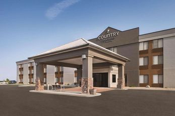 Country Inn & Suites Mt. Pleasant-Racine West
