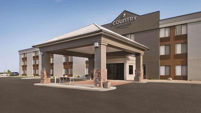 Country Inn & Suites Mt. Pleasant-Racine West