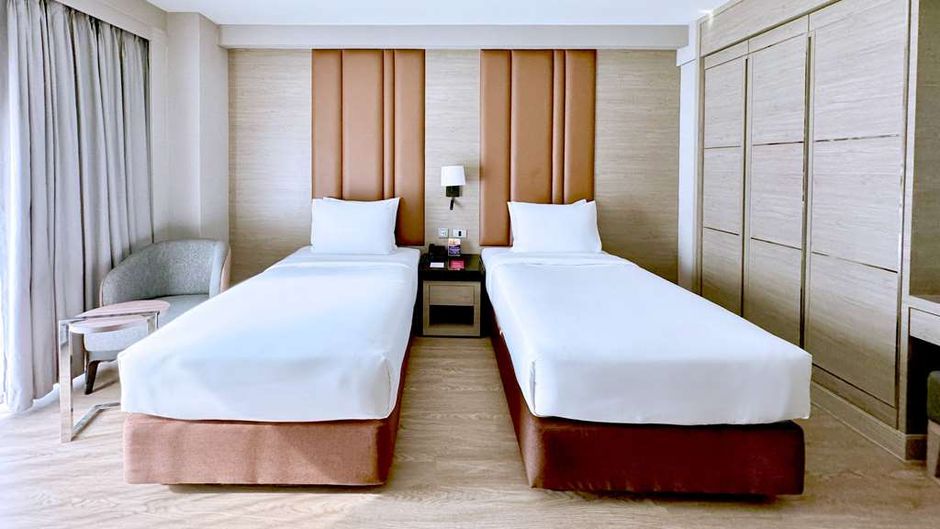 Ramada by Wyndham Bangkok Sukhumvit 11 Room