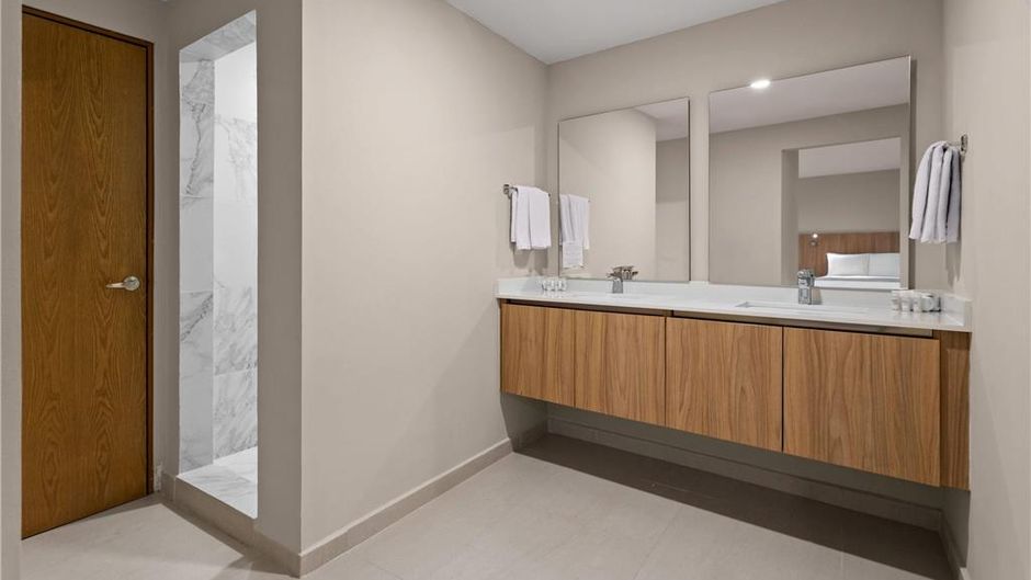 Wyndham Garden Mazatlan Marina 2207 Suite