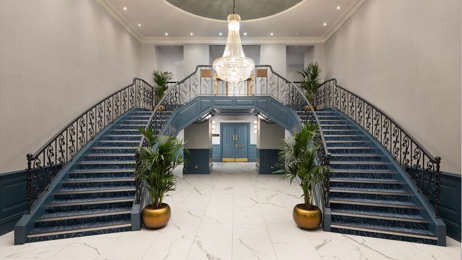 DoubleTree by Hilton Brighton Metropole Lobby