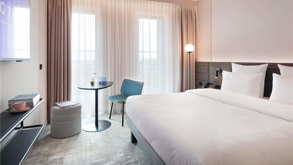 Novotel Hamburg Central Station Room
