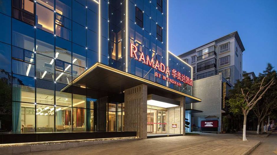 Ramada by Wyndham Honghe Kaiyuan Exterior