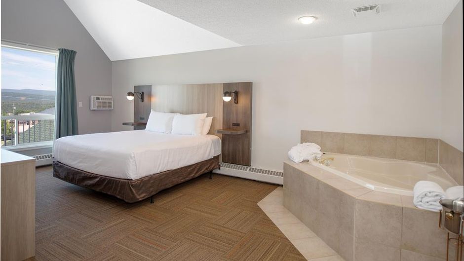 Coast Hinton Hotel Suite