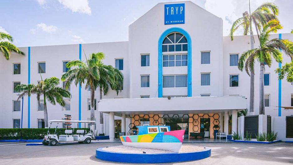 Tryp by Wyndham Aruba Exterior