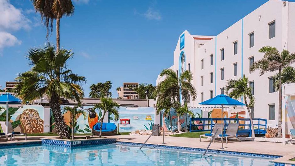 Tryp by Wyndham Aruba Pool