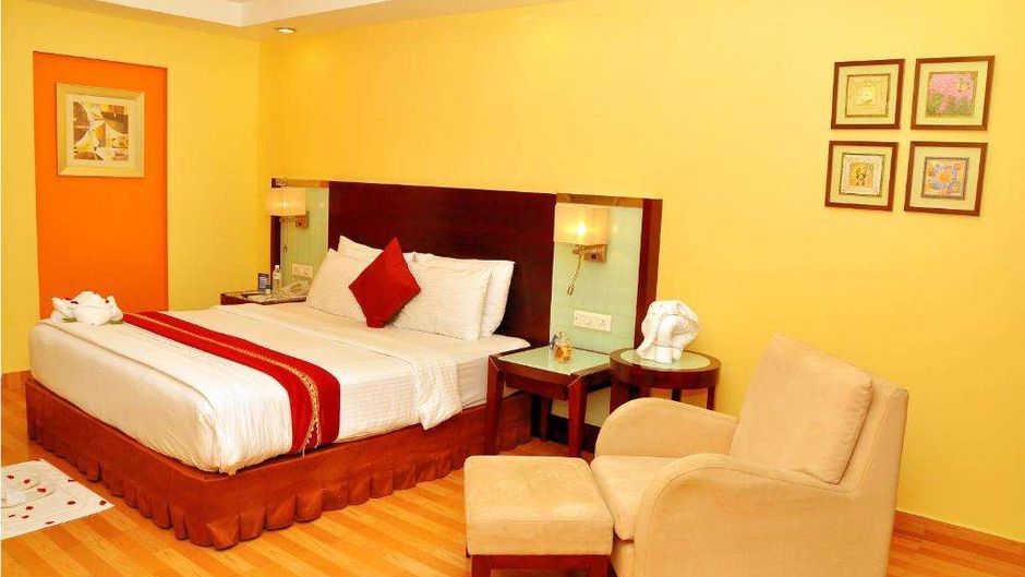 Gokulam Park Sabari - OMR Room