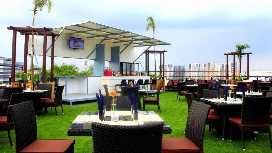 Gokulam Park Sabari - OMR Room