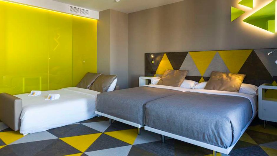 Macia Sevilla Kubb Room