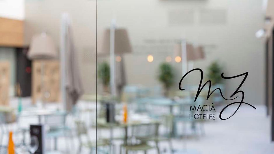 Macia Sevilla Kubb Restaurant