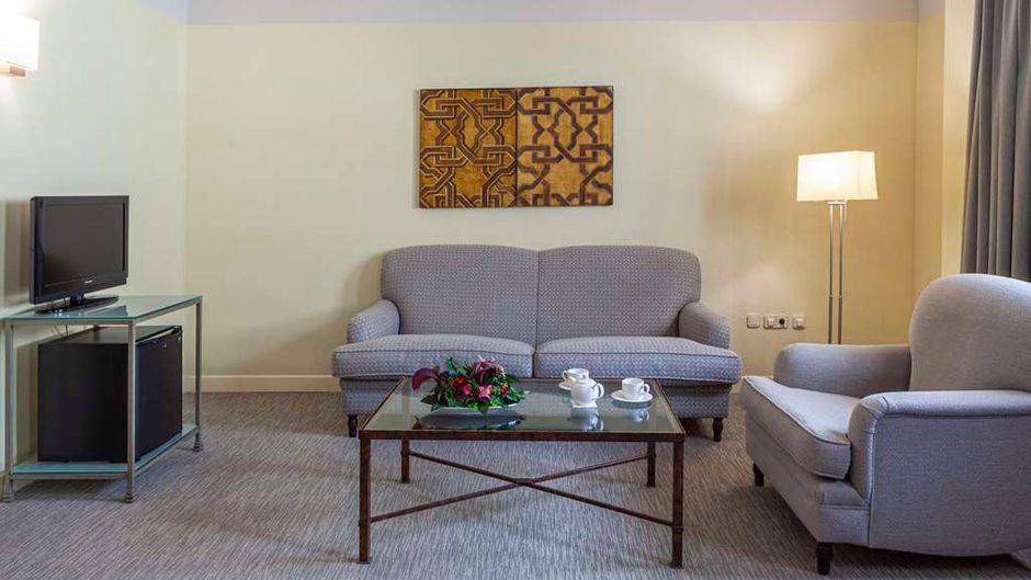 Hotel Macia Alfaros Suite
