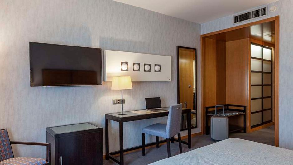 Hotel Macia Real de la Alhambra Room