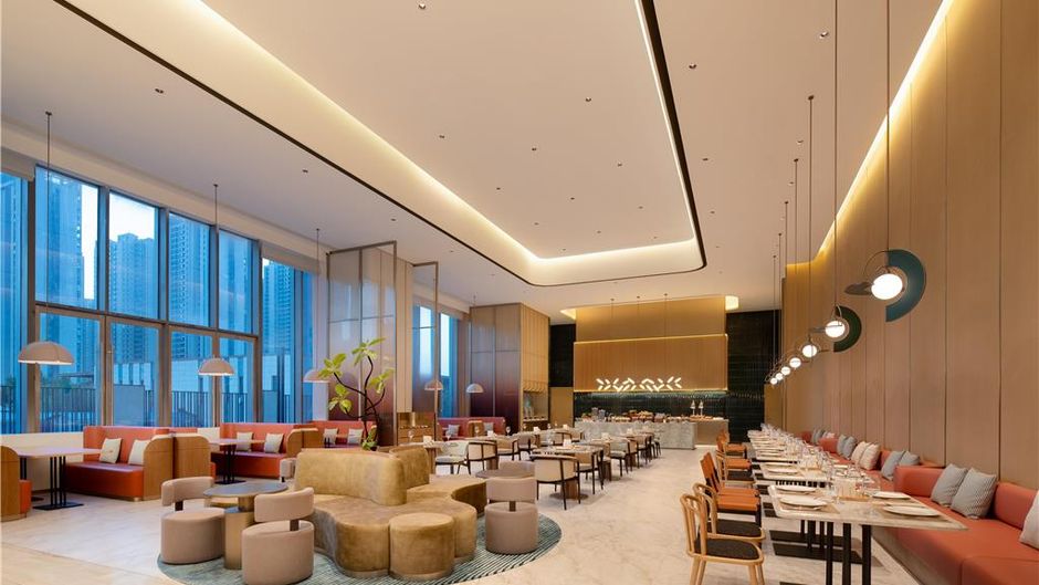 Hilton Garden Inn Wuhan Optics Valley Restaurant