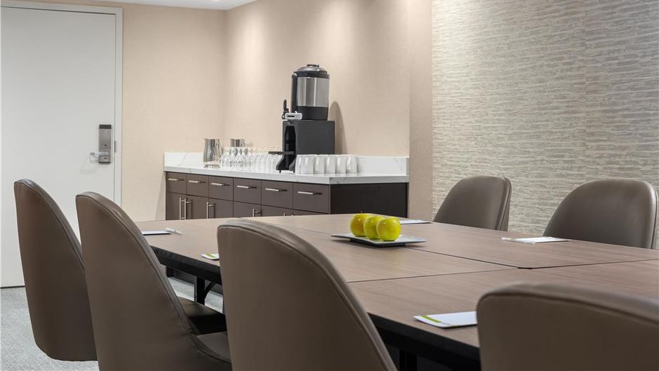 Home2 Suites by Hilton Kitchener Meeting