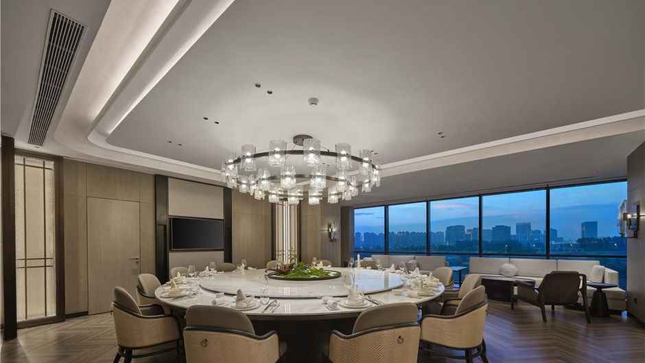 Hilton Jiashan Restaurant