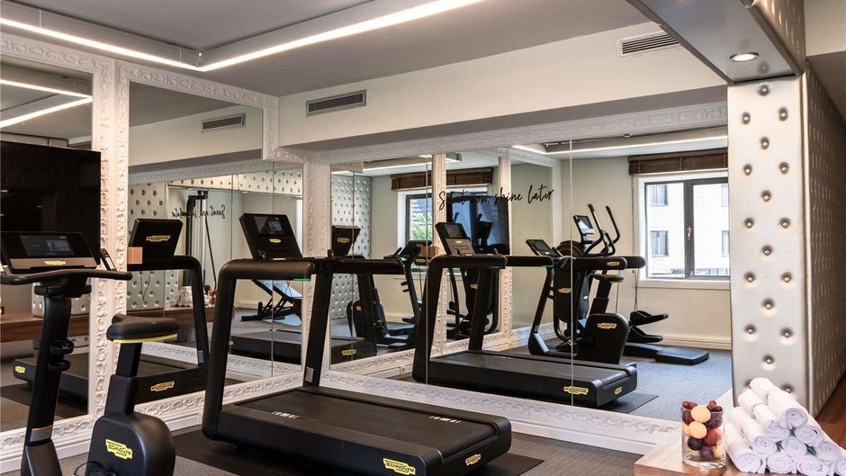 Le Louise Hotel Brussels Health
