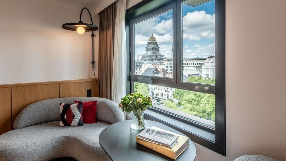 Le Louise Hotel Brussels Room